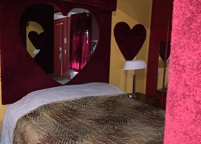 Hotel By Oyo O'hare Airport Chicago