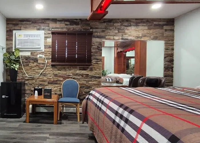 Hotel By Oyo O'hare Airport Chicago